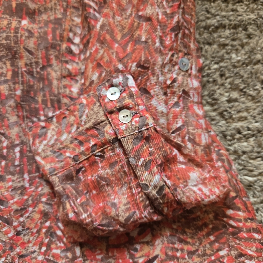 Ruby Rd. Boutique Red and Brown Roll Sleeves Button Up Blouse Size 16 - Picture 4 of 7